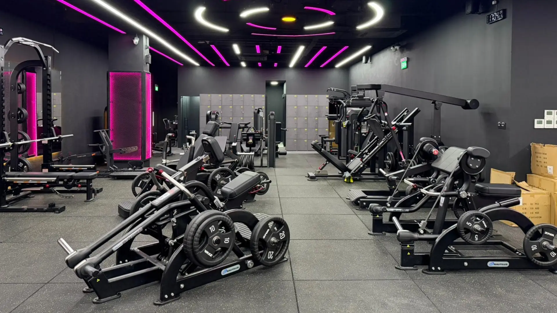 Internal view of GoFit Clementi